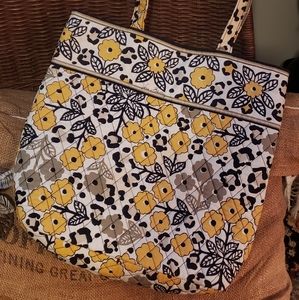 Vera Bradley Pocket book yellow, white, and black